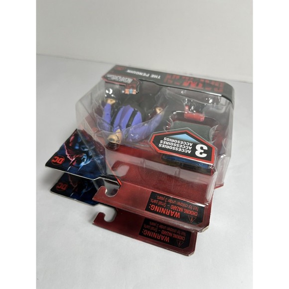 Spin Master DC The Batman - Selina Kyle and The Penguin 4" Action Figure - Picture 11 of 12